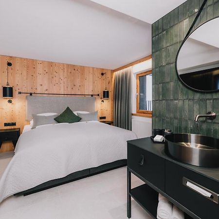 Alpinlounge Raetia Appartements Ischgl Zewnętrze zdjęcie