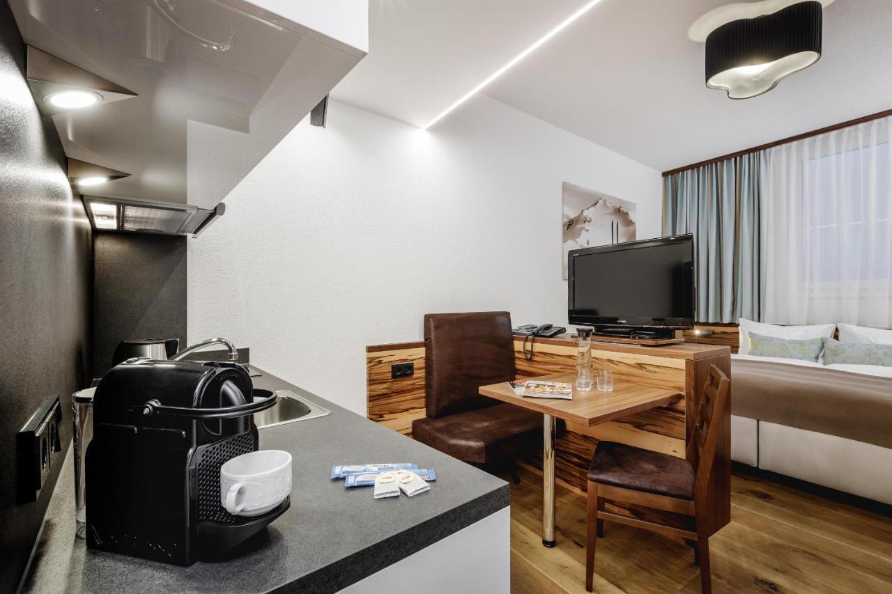 Alpinlounge Raetia Appartements Ischgl Zewnętrze zdjęcie